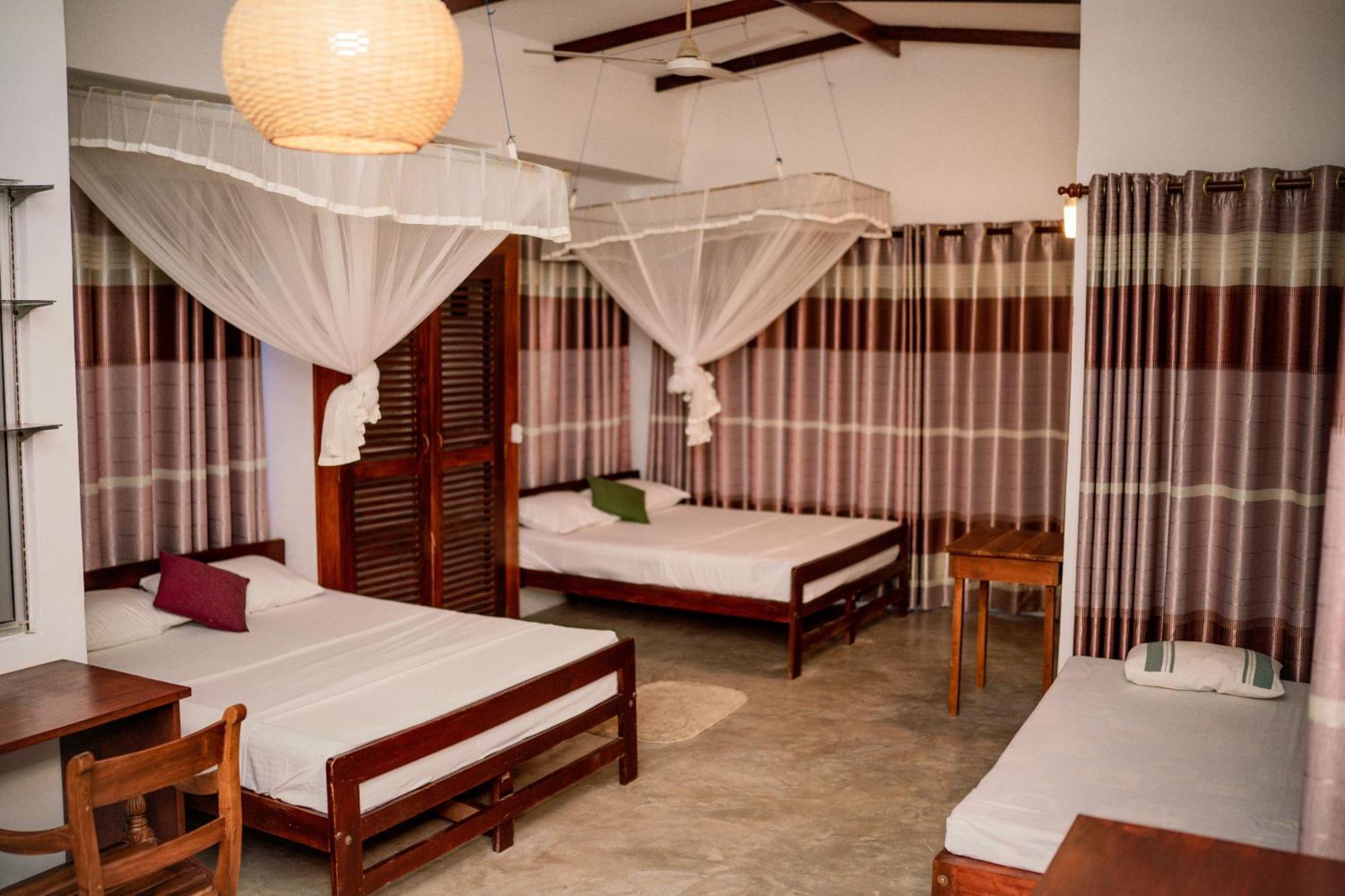 Bienvenido Cozy Madiha Hotel Matara Szoba fotó