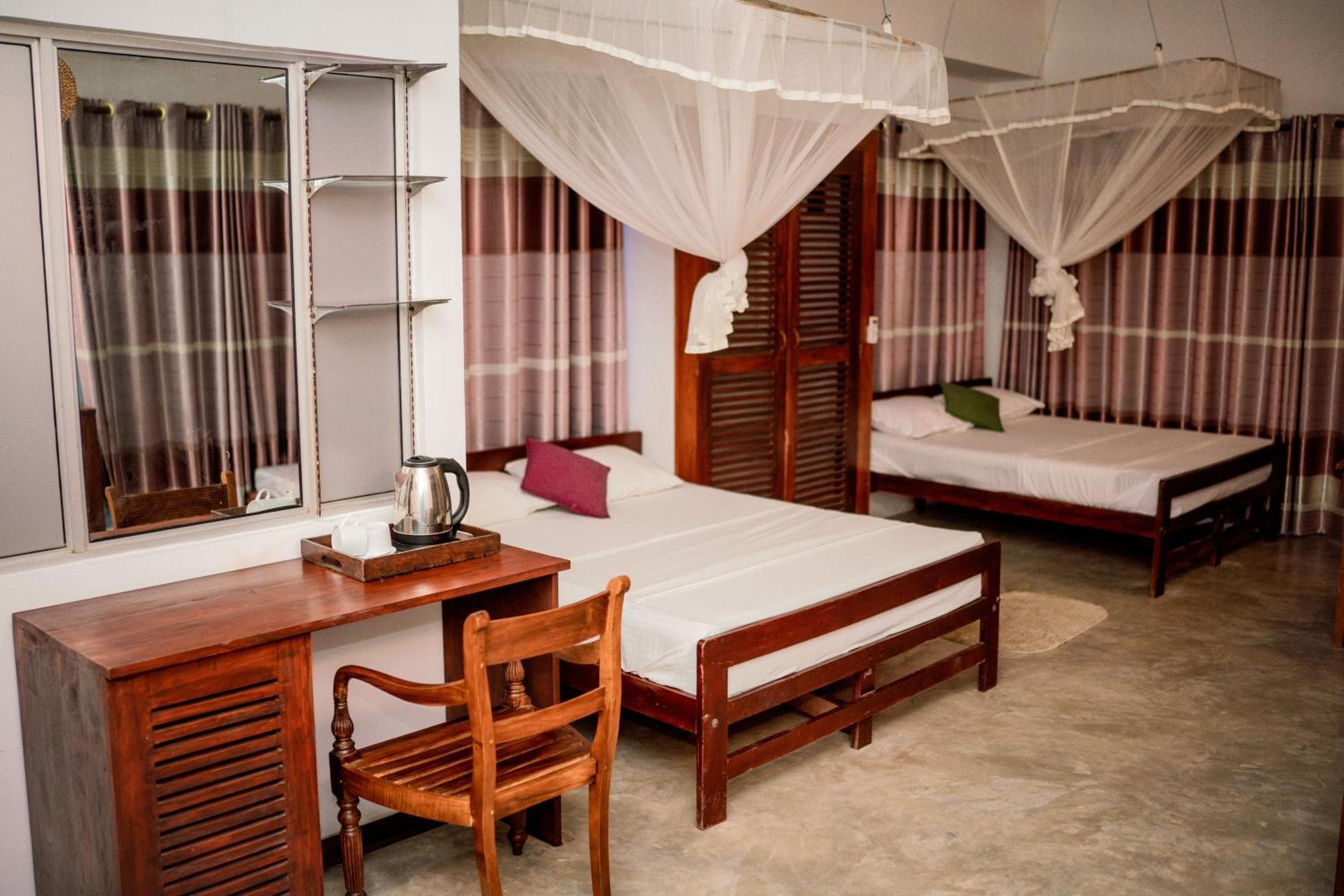 Bienvenido Cozy Madiha Hotel Matara Szoba fotó