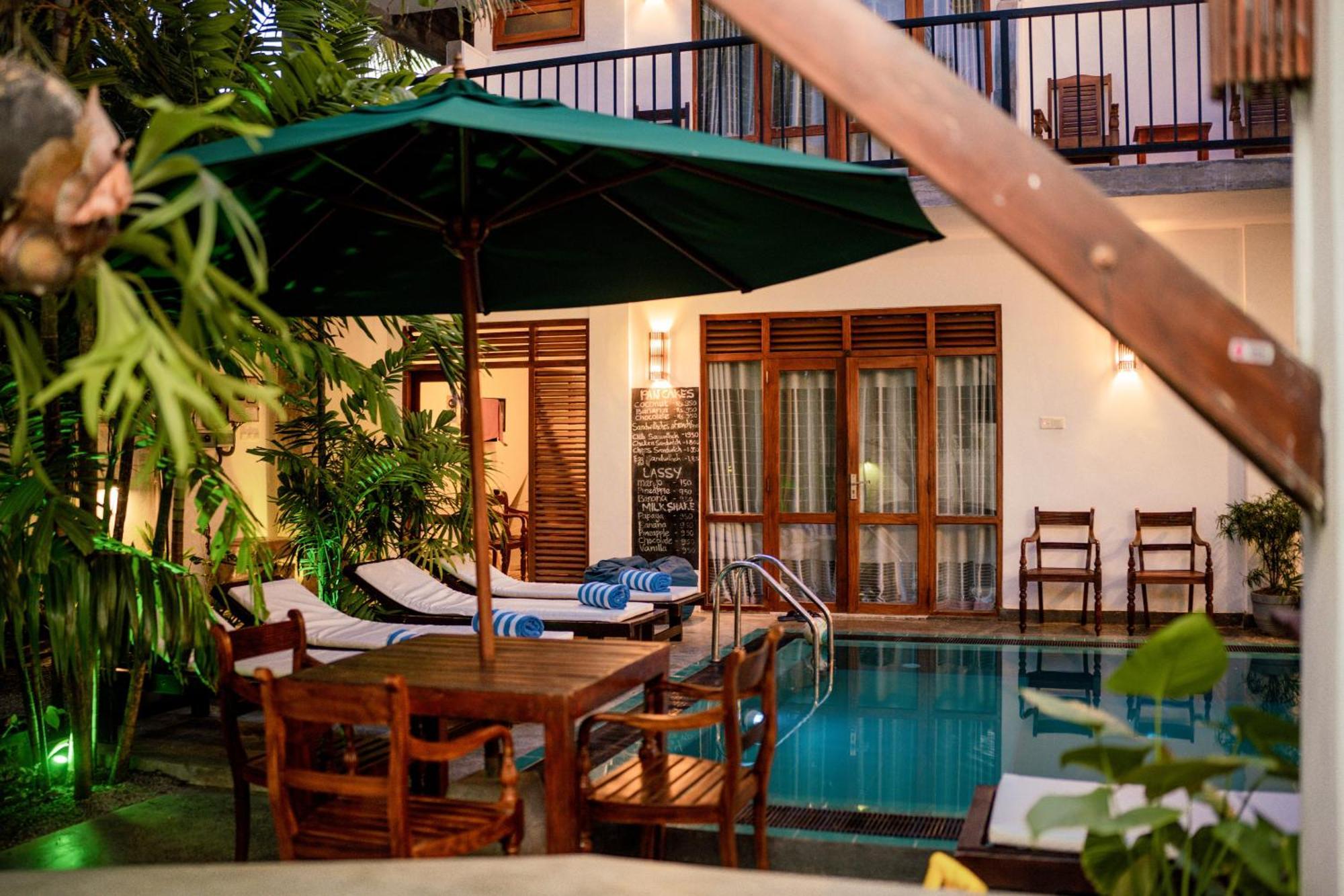 Bienvenido Cozy Madiha Hotel Matara Kültér fotó