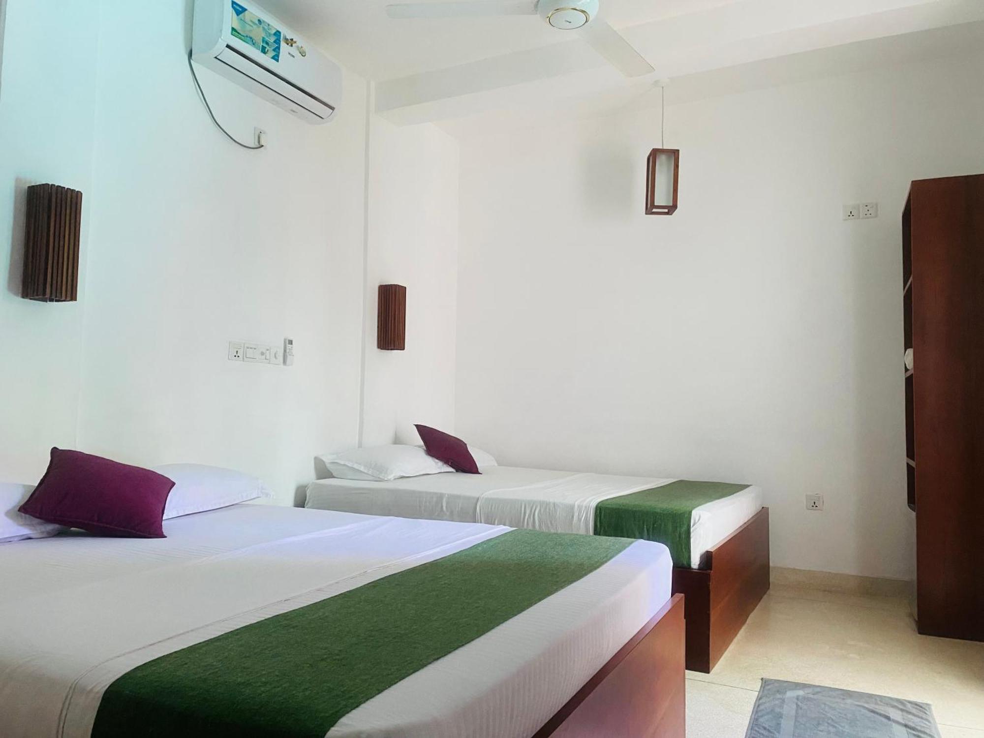 Bienvenido Cozy Madiha Hotel Matara Kültér fotó