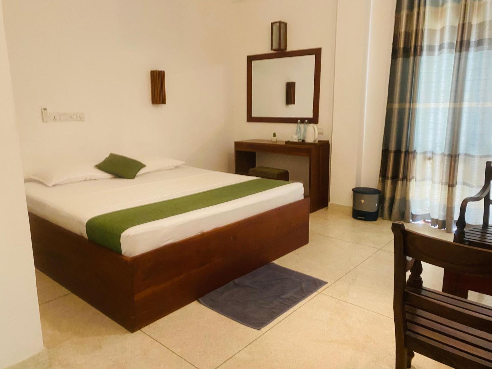 Bienvenido Cozy Madiha Hotel Matara Szoba fotó