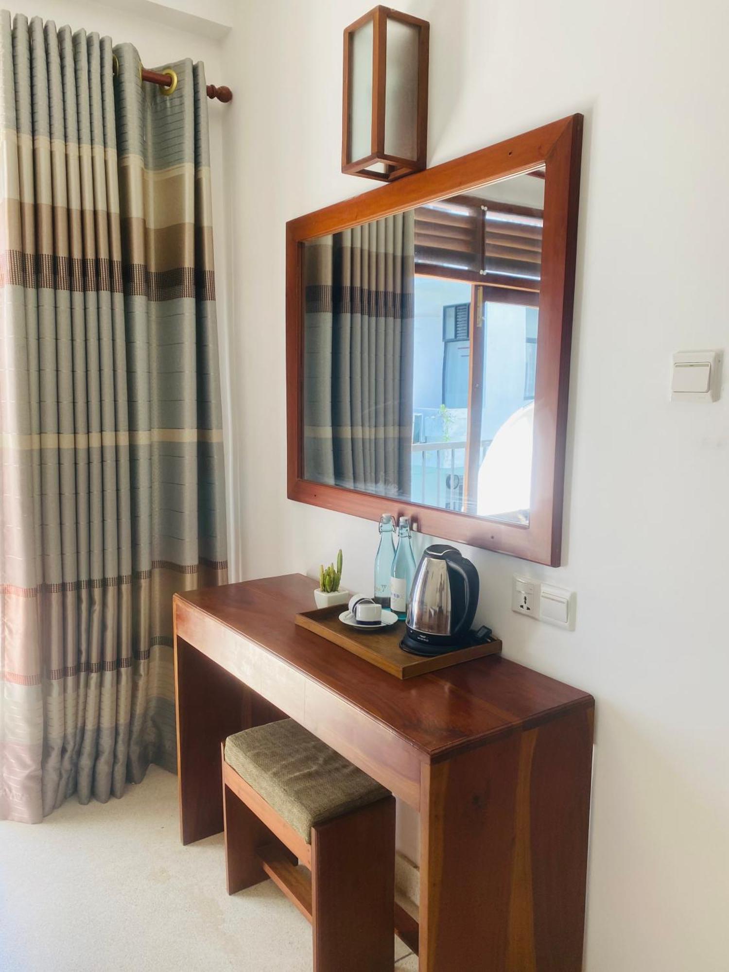 Bienvenido Cozy Madiha Hotel Matara Kültér fotó