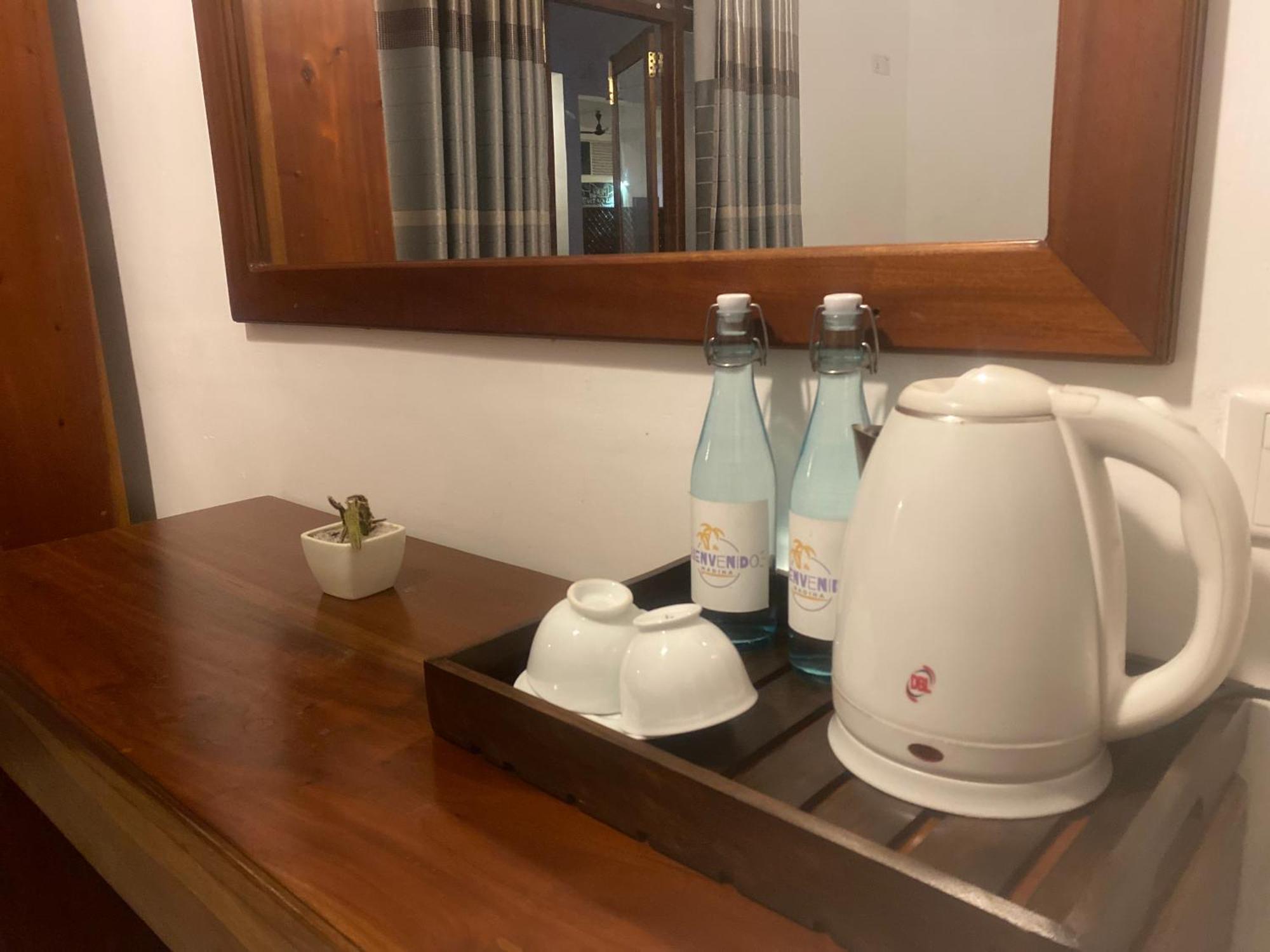 Bienvenido Cozy Madiha Hotel Matara Kültér fotó